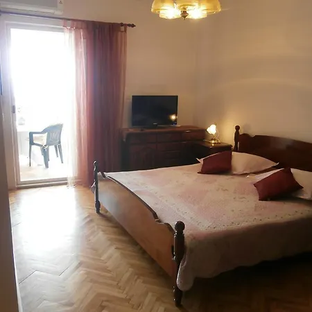 Smiljana Apartament *