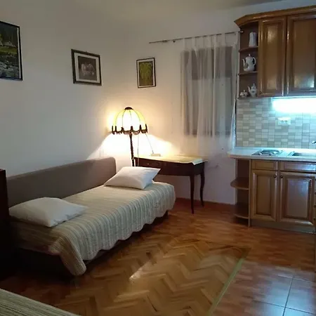 Smiljana Makarska